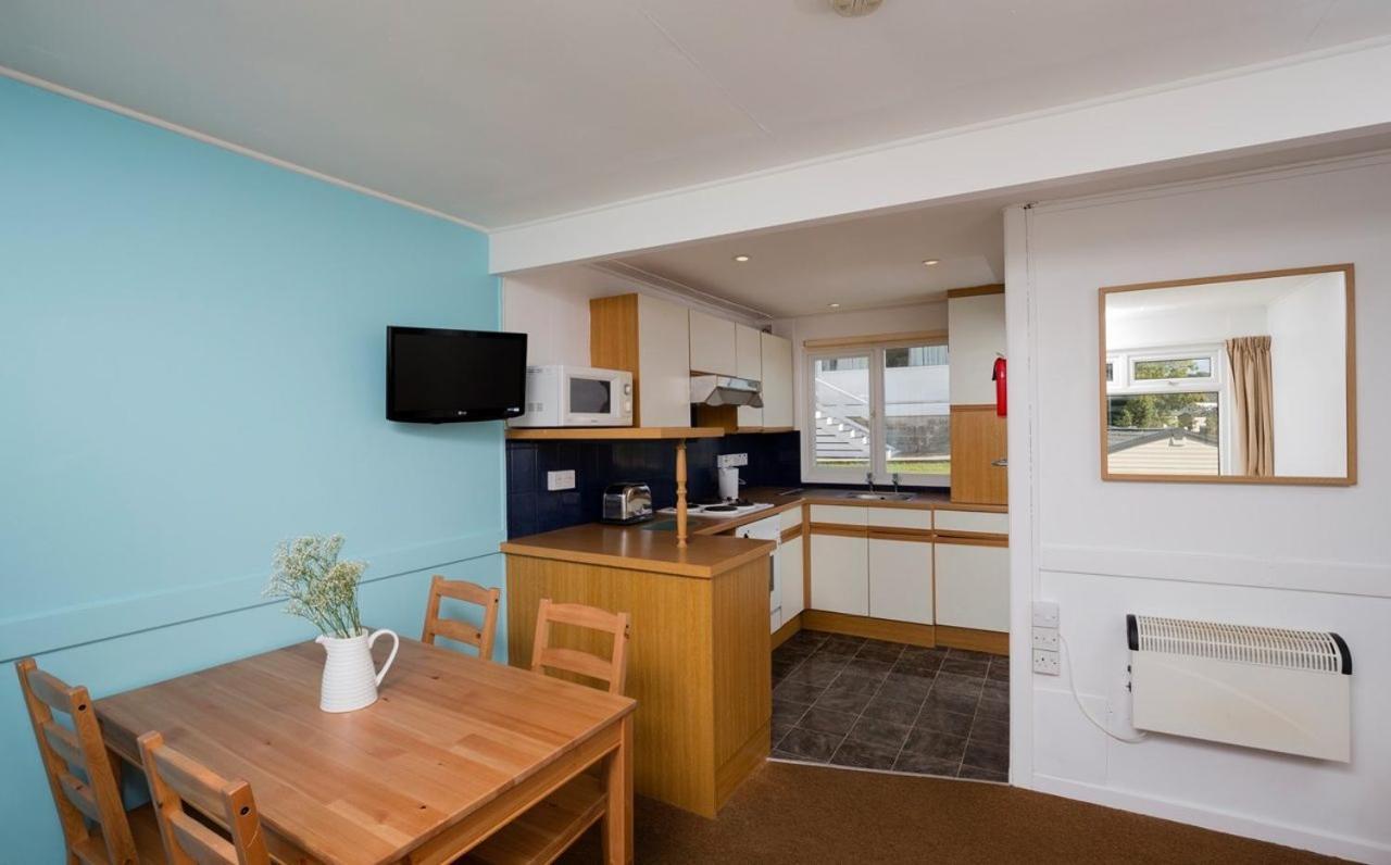 Whitecliff Bay Holiday Park Бембридж Екстериор снимка