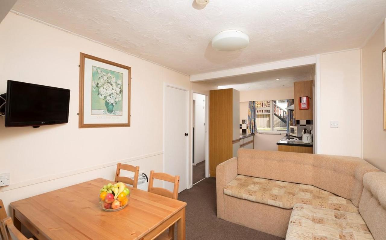 Whitecliff Bay Holiday Park Бембридж Екстериор снимка