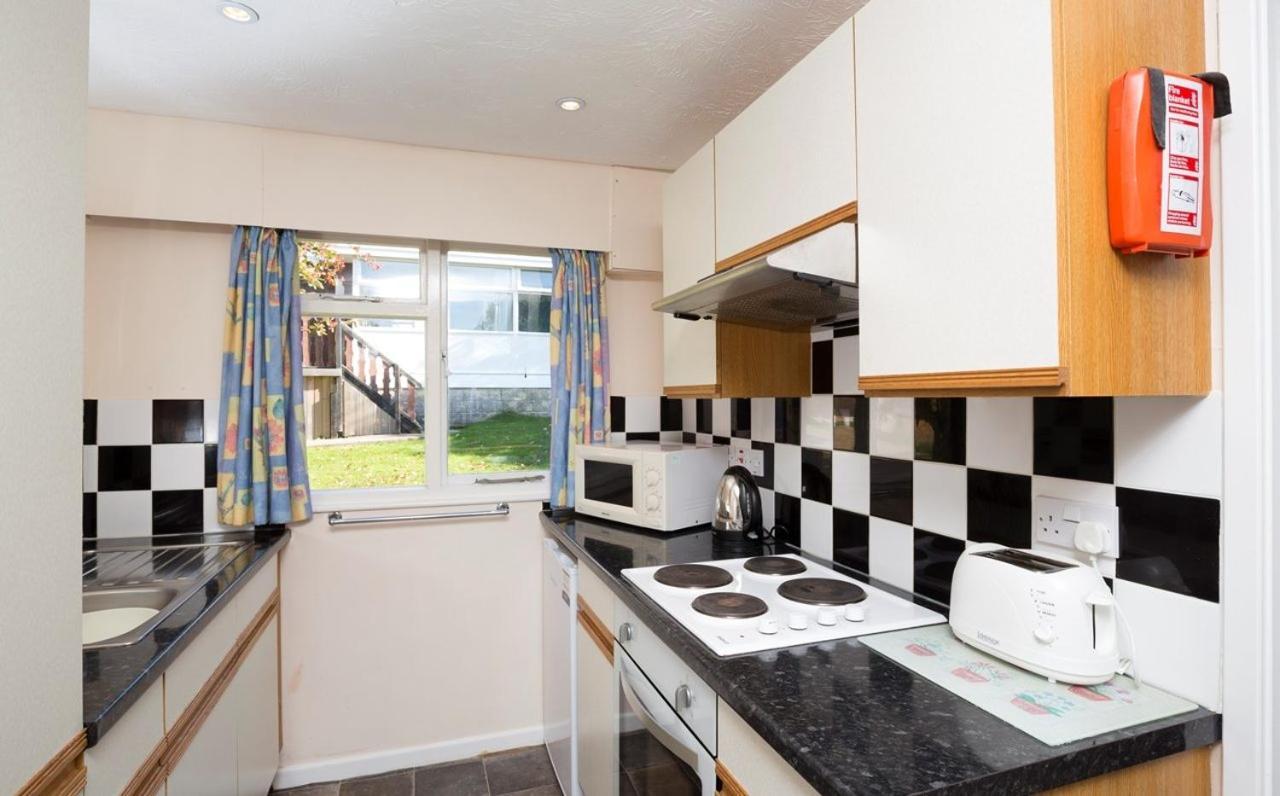 Whitecliff Bay Holiday Park Бембридж Екстериор снимка
